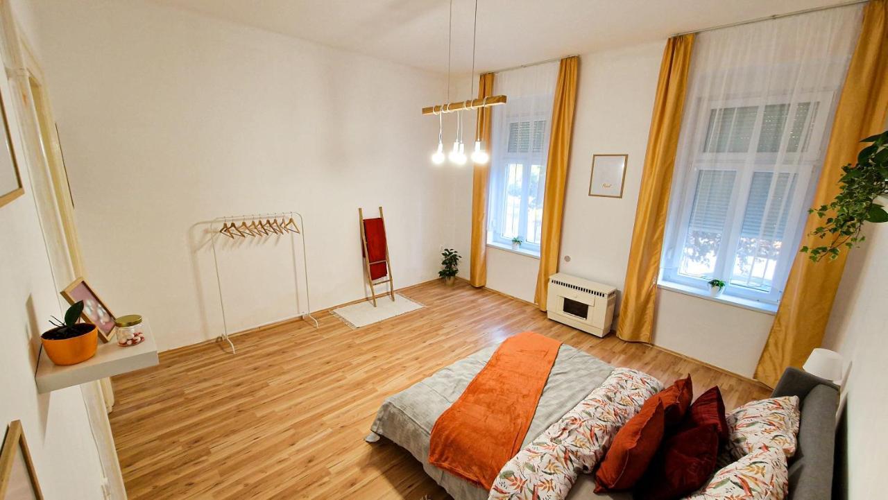 Апартаменти Pearl Apartman Дьєр Екстер'єр фото